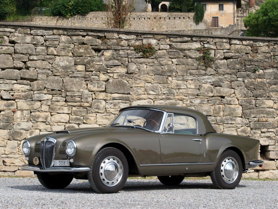  Lancia Aurelia GT Convertible 1956 года  (фото 12 из 19)